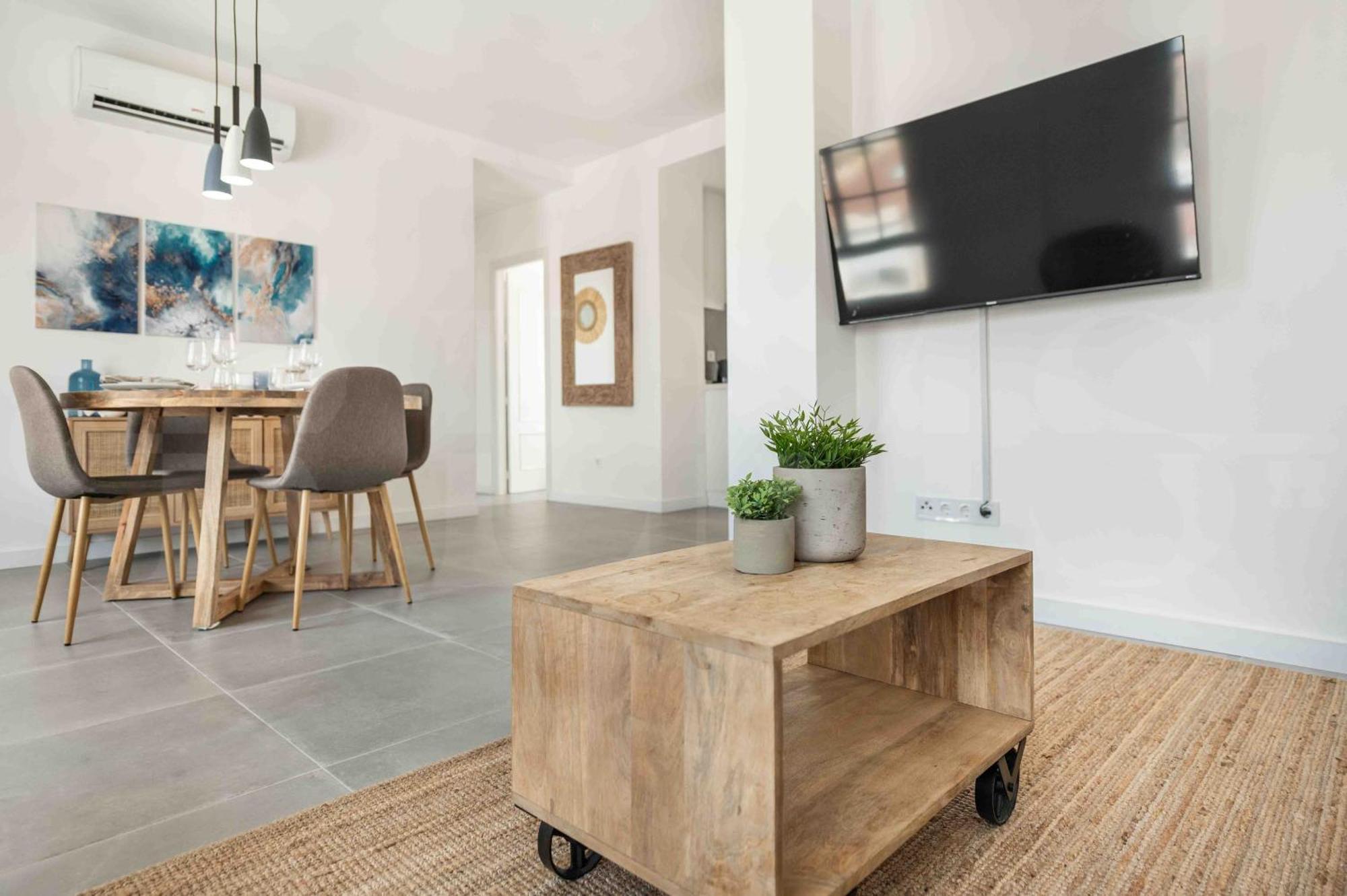 Sunlit & Fresh Apartment - Center By Rems Málaga Eksteriør billede